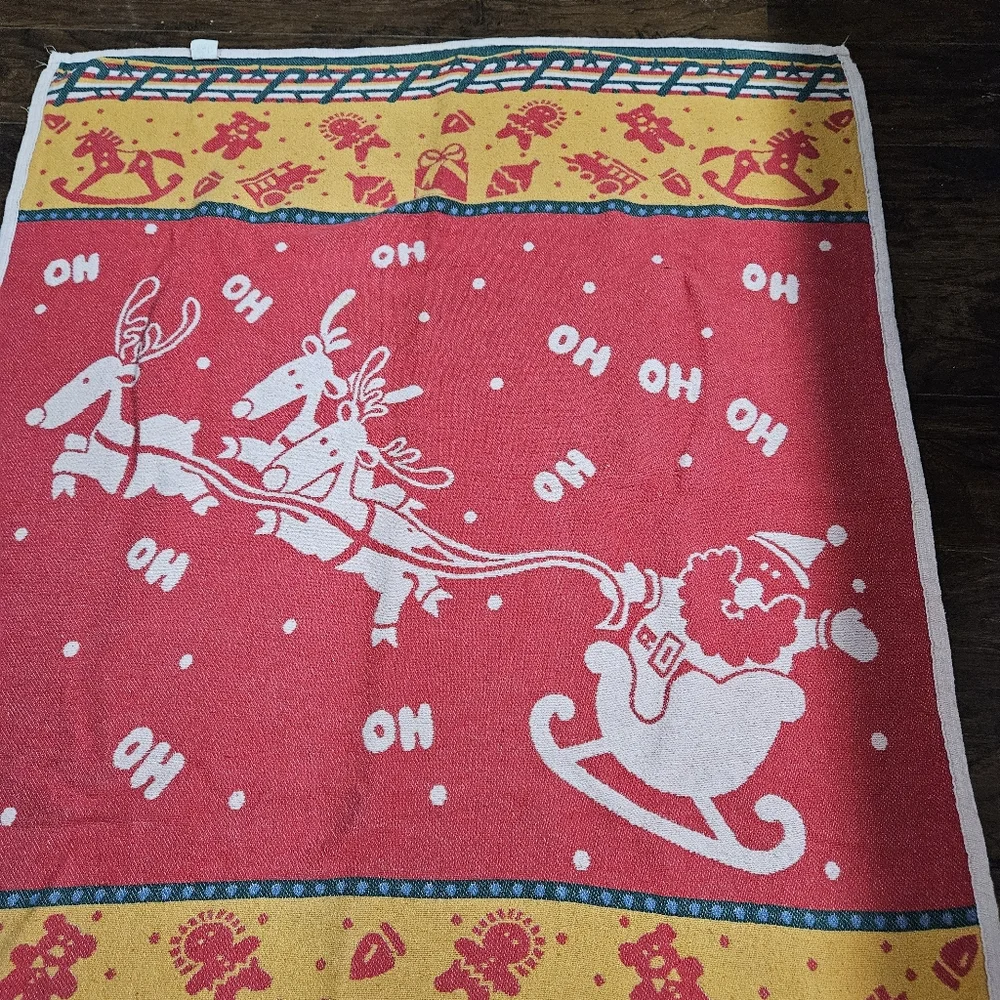 Vintage Christmas Throw